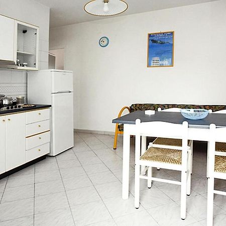 Apartment In Rosolina Mare With A Shared Pool Экстерьер фото
